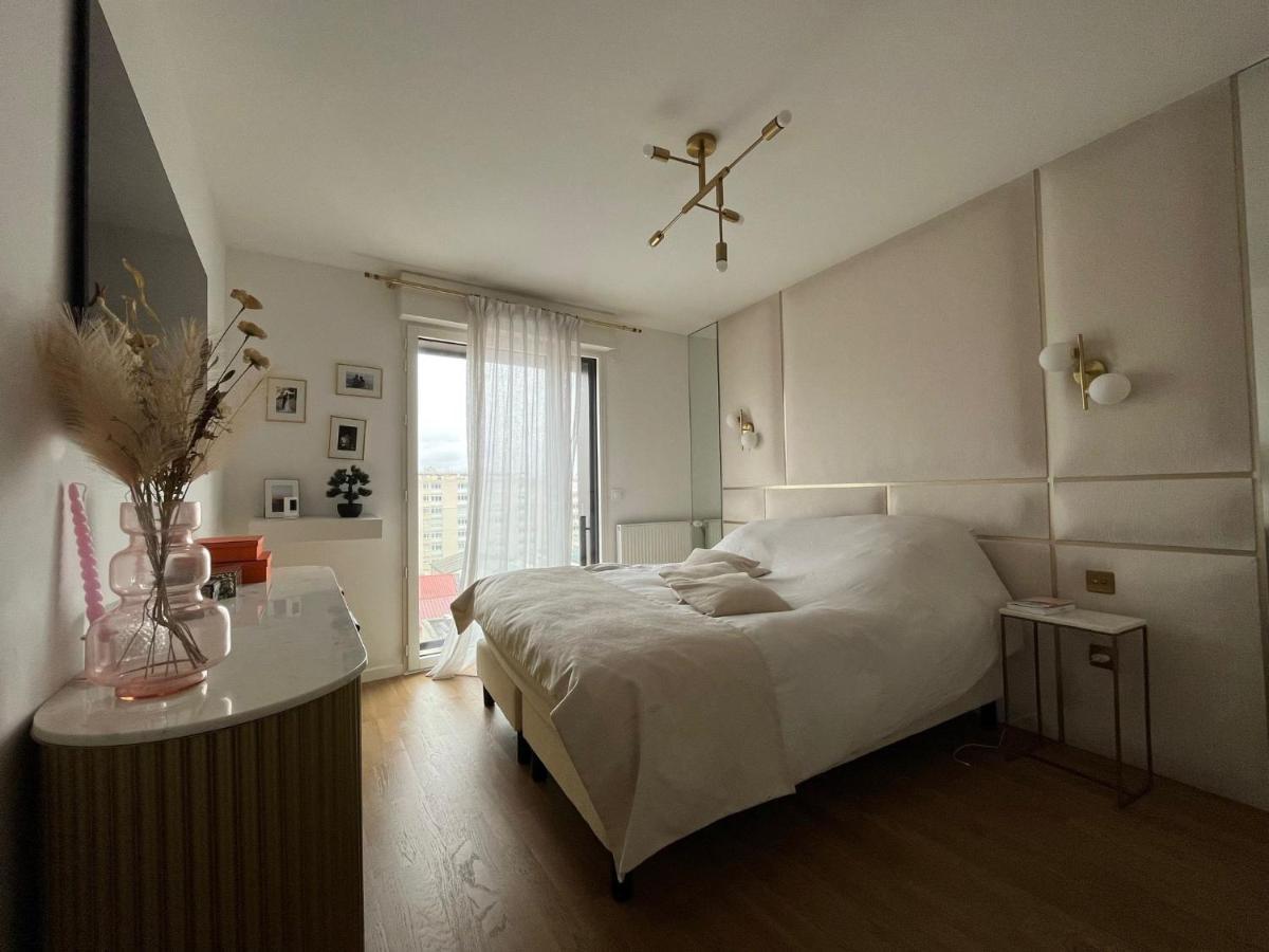 Appartement Luxueux Climatise Avec Terrasse, 6 Couchages - 17Eme Arrondissement De Paris Clichy Ngoại thất bức ảnh