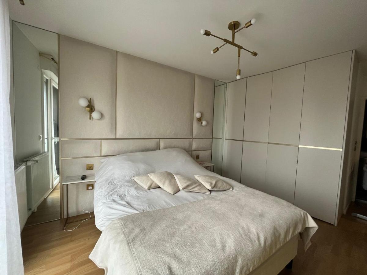 Appartement Luxueux Climatise Avec Terrasse, 6 Couchages - 17Eme Arrondissement De Paris Clichy Ngoại thất bức ảnh